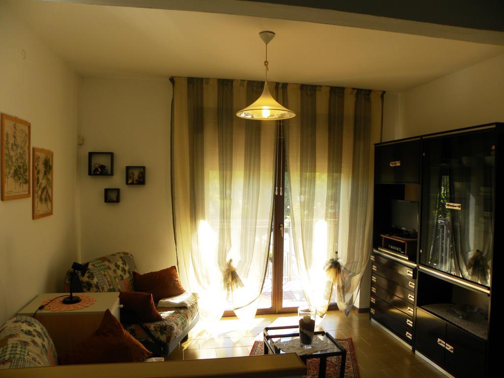 Casa De Val Apartamento Calceranica al Lago Quarto foto